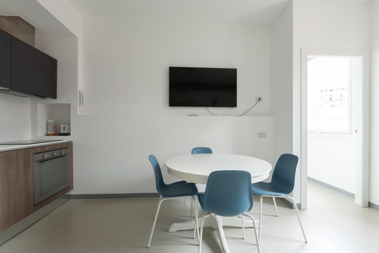 شقة Porta Nuova Bright And Stylish Flat ميلان المظهر الخارجي الصورة